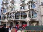 Yine Gaudi nin bir eseri 1877 de acilan Casa Batlla